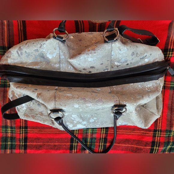 BS TRADING Western Silver Acid Washed Cowhide Custom Texas Weekender Satchel 24" - Picture 11 of 16